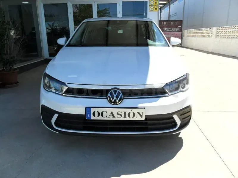 Usado VW Polo Life 95 CV (69 kW) 2023 Blanco Utilitario