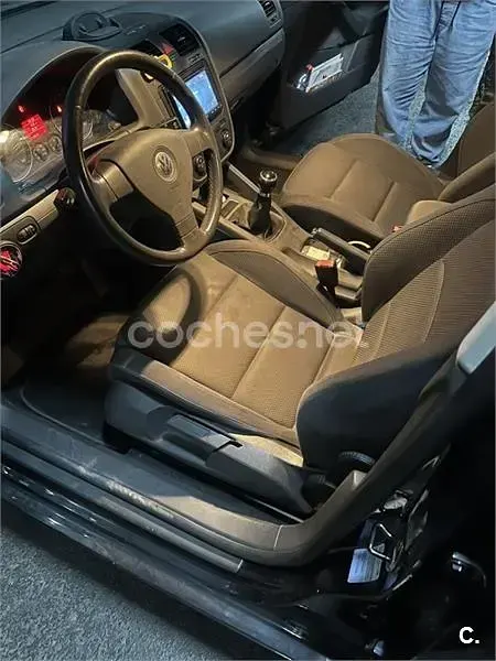 Usado VW Golf IV Highline 130 CV (95 kW) 2004 Negro Berlina