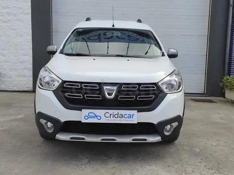 Usado Dacia Dokker 90 CV (66 kW) 2017 Blanco Monovolumen