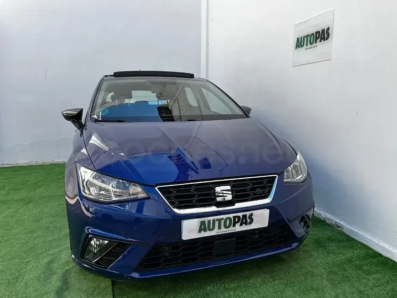 Usado Seat Ibiza FR 115 CV (84 kW) 2017 Azul Berlina