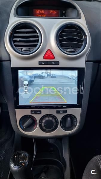 Usado Opel Corsa Cosmo 75 CV (55 kW) 2009 Beige Utilitario