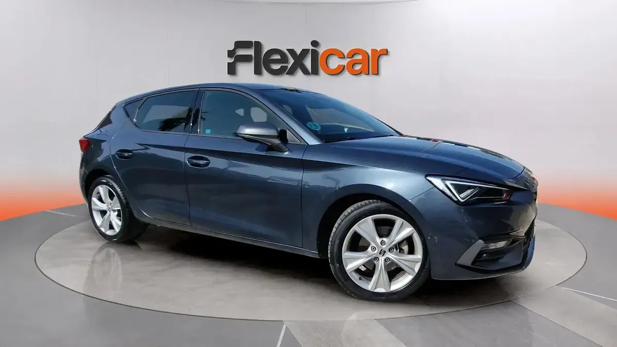 Usado Seat Leon FR 116 CV (85 kW) 2025 Berlina