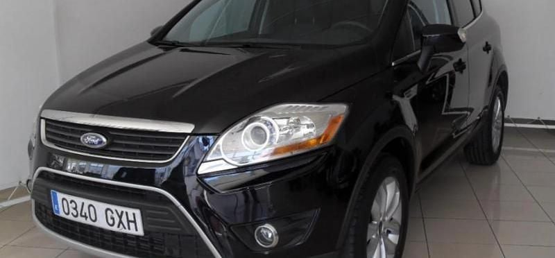 Usado Ford Kuga 140 HP (102 kW) 2010 Branco SUV