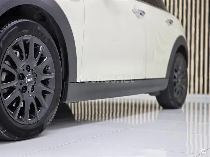 Usado Mini ONE 102 CV (75 kW) 2019 Blanco Utilitario