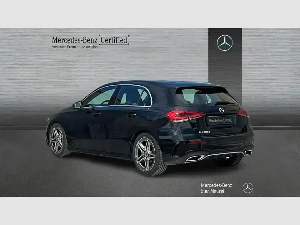 Usado Mercedes A200 AMG line 150 CV (110 kW) 2022 Negro Berlina