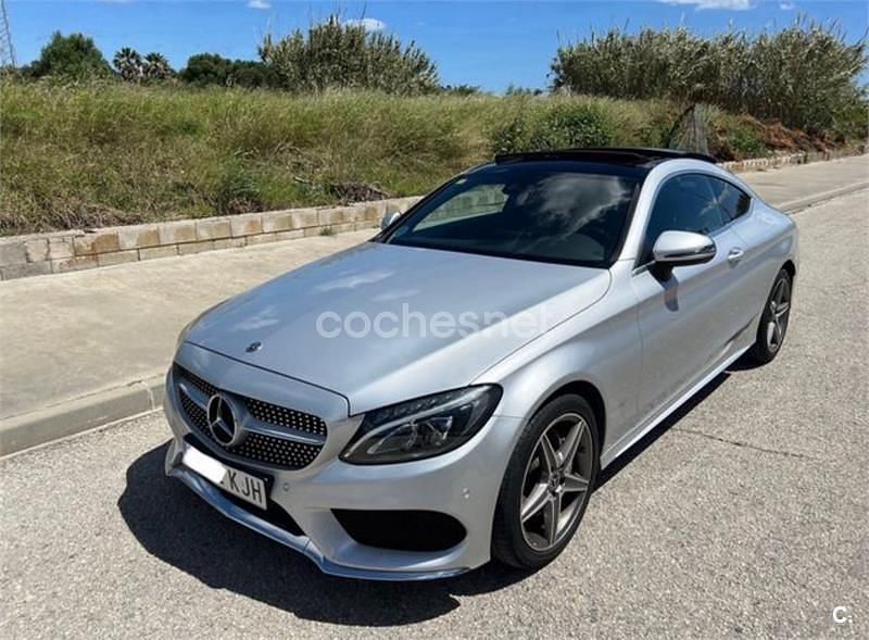 Usado Mercedes C220 194 CV (142 kW) 2018 Gris / plata Coupe