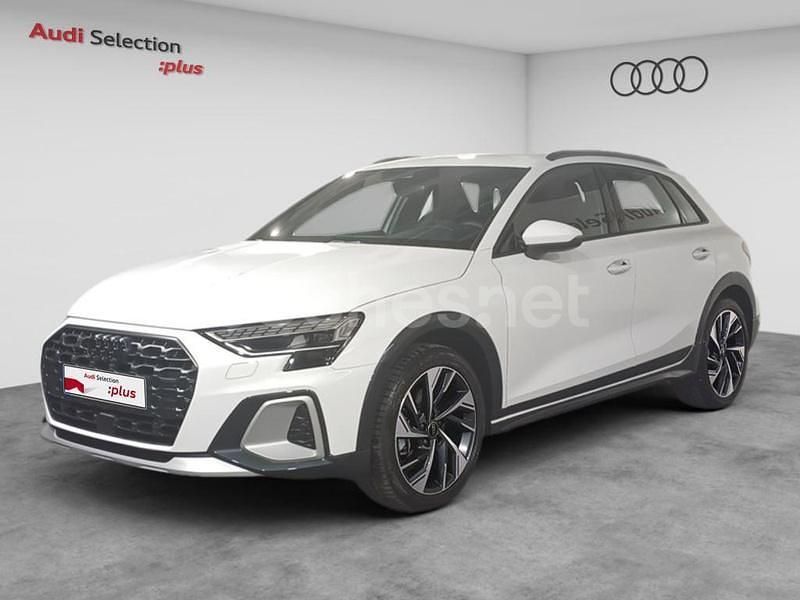Blanco Usado 2025 Audi A3 Ambiente Berlina | 42.900 € (Un poco caro) - Imagen 1/4