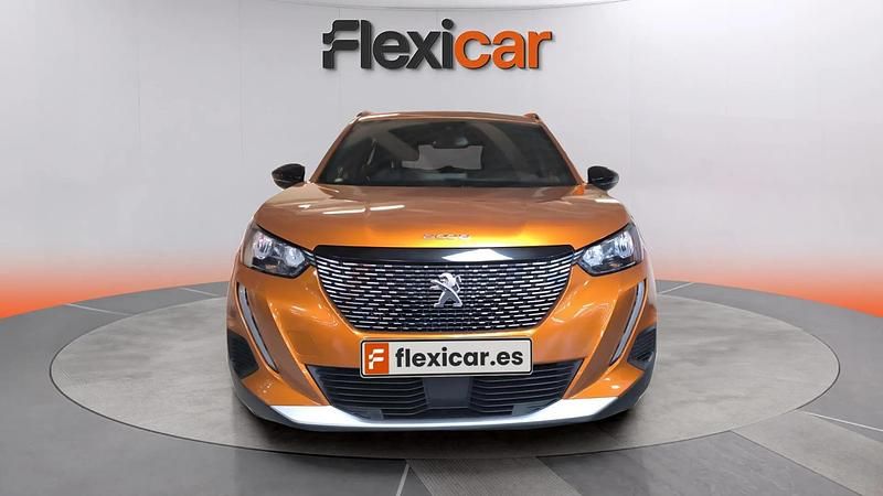Usado Peugeot 2008 Allure 101 CV (74 kW) 2023 Naranja SUV