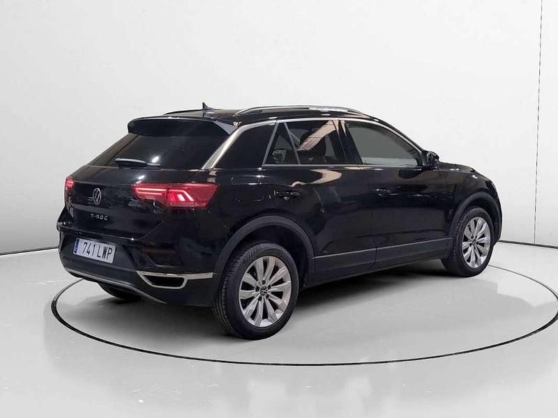 Usado VW T-Roc Advance 150 CV (110 kW) 2022 Negro SUV