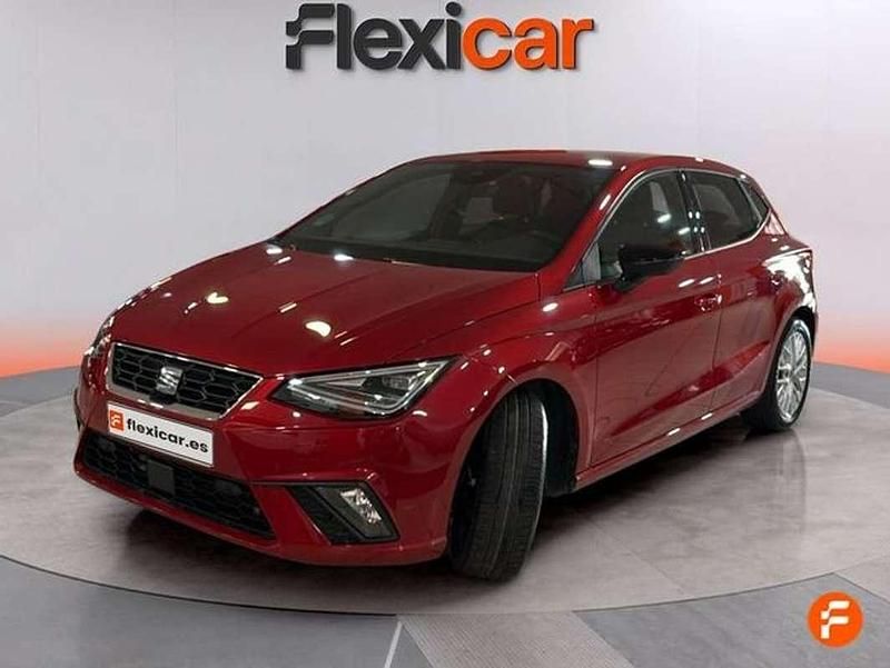 Usado Seat Ibiza FR 116 CV (85 kW) 2024 Rojo Utilitario