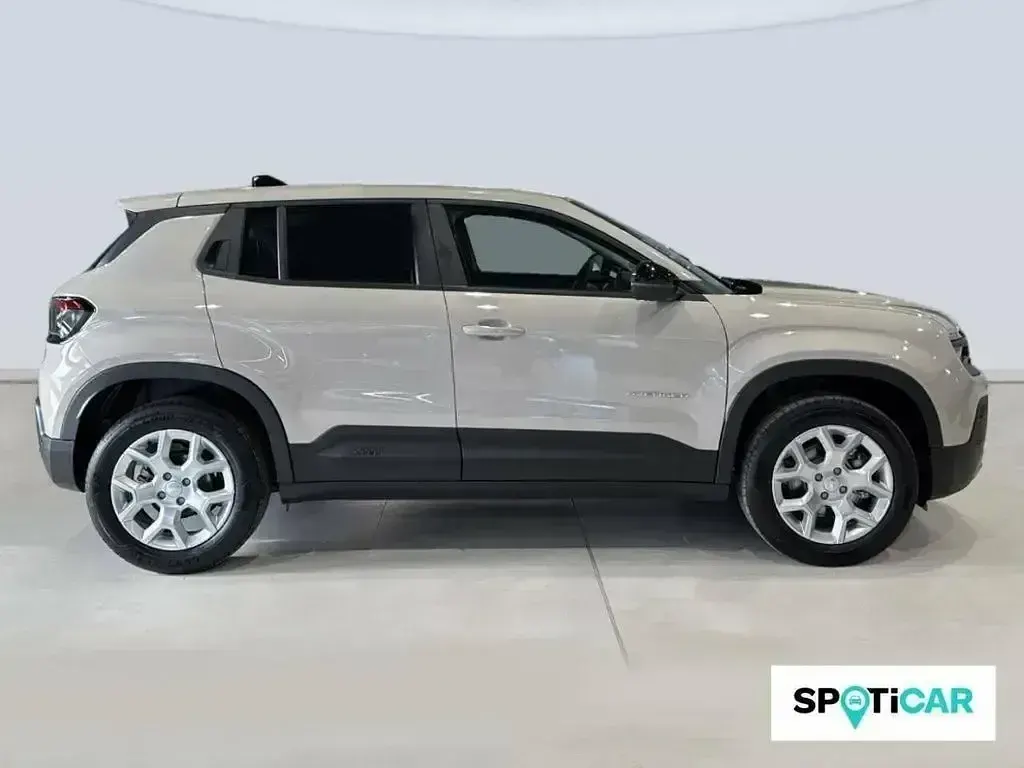 Usado Jeep Avenger Altitude 100 CV (73 kW) 2024 Gris SUV