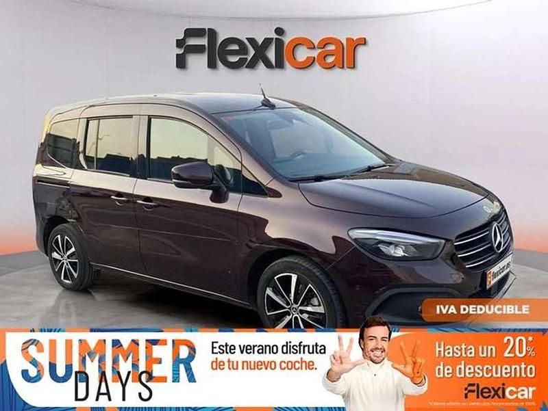 Burdeos Usado 2022 Mercedes 180 Berlina | 23.390 € (Super precio) - Imagen 1/4