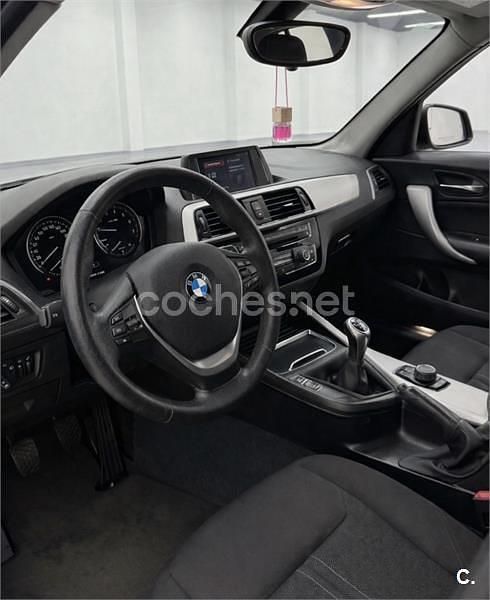 Usado BMW 118 136 CV (100 kW) 2018 Negro Utilitario