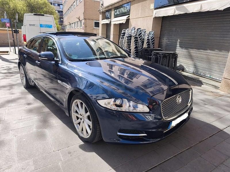 Usado Jaguar XJ Premium Luxury 340 CV (250 kW) 2012 Azul Berlina