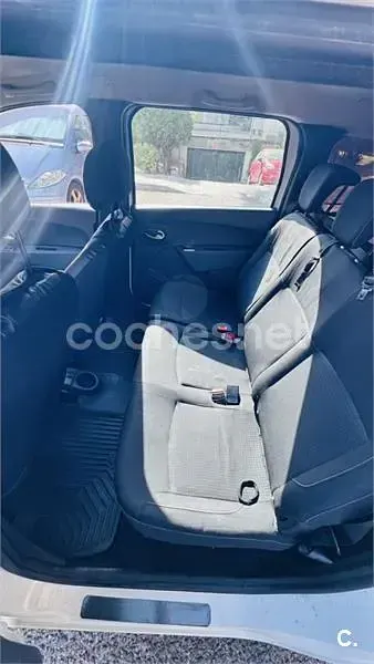 Usado Dacia Lodgy Comfort 102 CV (75 kW) 2019 Blanco Monovolumen