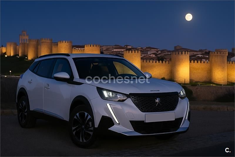 Usado Peugeot 2008 Allure 130 CV (95 kW) 2023 Blanco SUV