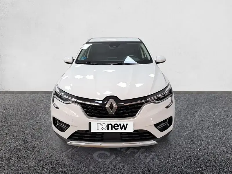 Käytetty Renault Arkana Zen 140 HP (102 kW) 2021 Valkoinen Katumaasturi