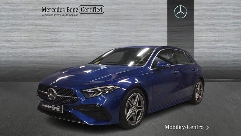 Usado Mercedes A180 116 CV (85 kW) 2024 Azul espectra Utilitario