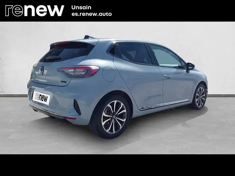 Usado Renault Clio V Techno 145 CV (106 kW) 2025 Gris Berlina