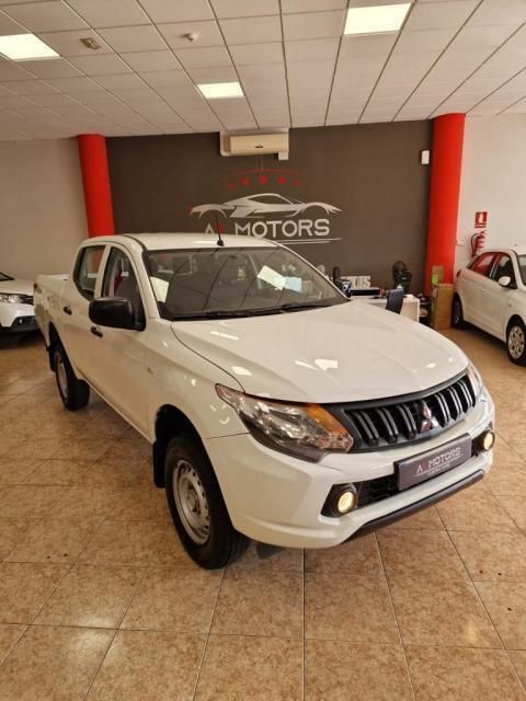 Blanco Usado 2017 Mitsubishi L200 Motion Recogida | 23.990 € (Precio justo) - Imagen 1/4
