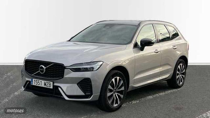 Plateado Usado 2025 Volvo XC60 Plus SUV | 48.900 € (Precio justo) - Imagen 1/4