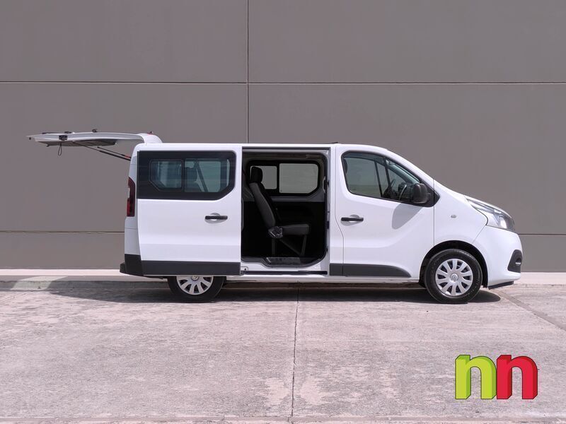 Usado Renault Trafic 120 CV (88 kW) 2019 Blanco Monovolumen