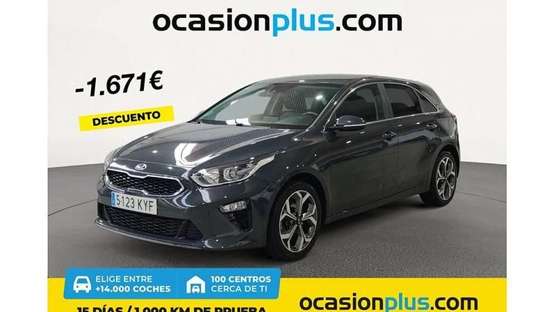 Gris Usado 2019 Kia Ceed Utilitario | 16.719 € (Un poco caro) - Imagen 1/4