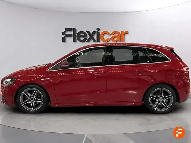 Usado Mercedes B200 150 CV (110 kW) 2019 Rojo Utilitario
