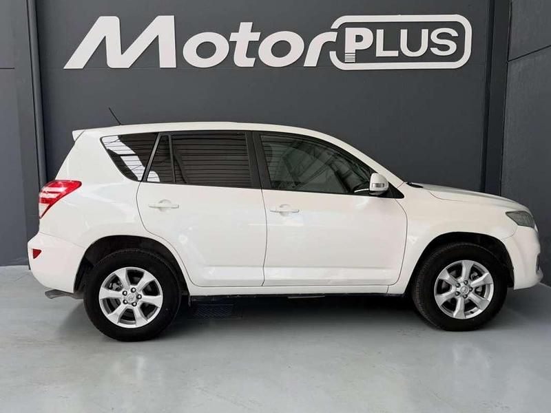 Begagnad Toyota RAV4 Advance 150 HK (110 kW) 2011 Vit SUV