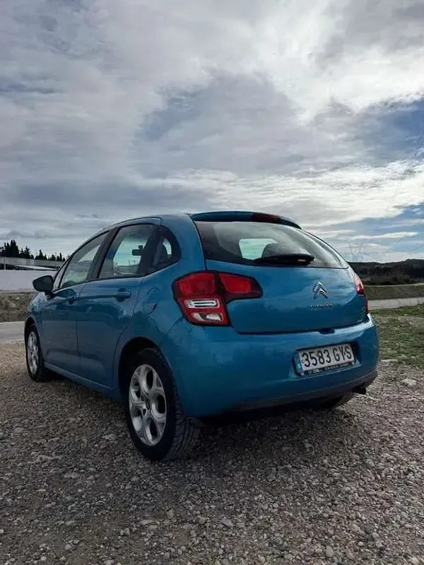 Usado Citroën C3 68 CV (50 kW) 2010 Azul Utilitario