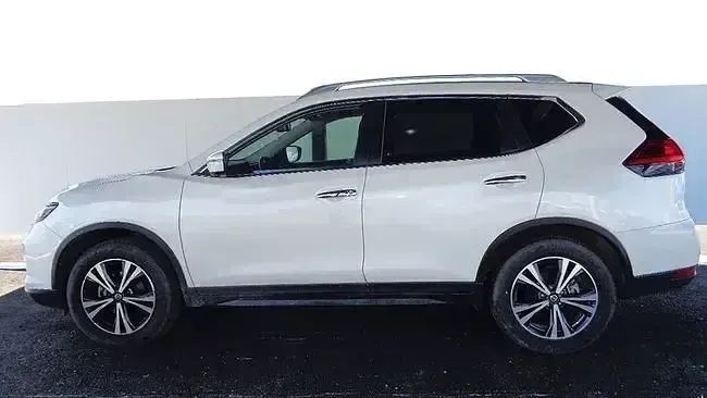 Usado Nissan X-Trail N-Connecta 150 CV (110 kW) 2020 Blanco SUV
