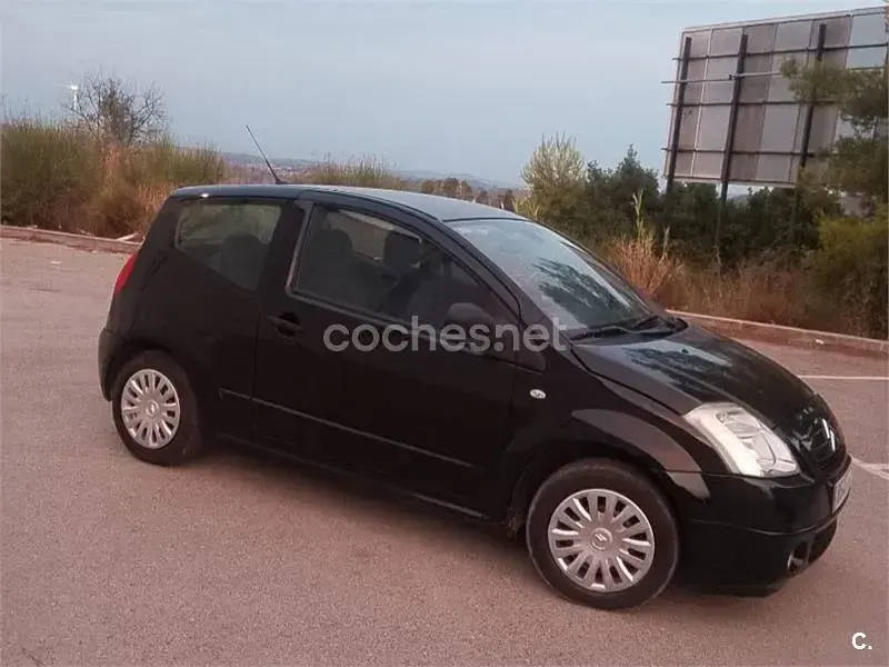 Usado Citroën C2 Furio 75 CV (55 kW) 2007 Negro Utilitario