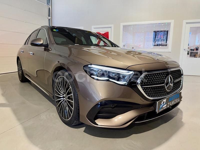 Marrón Nuevo 2025 Mercedes E220 Berlina | 59.990 € - Imagen 1/4