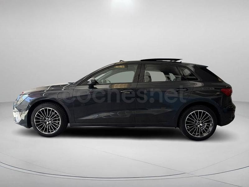 Usado Audi A3 Advanced Plus 204 CV (150 kW) 2021 Gris / plata Berlina