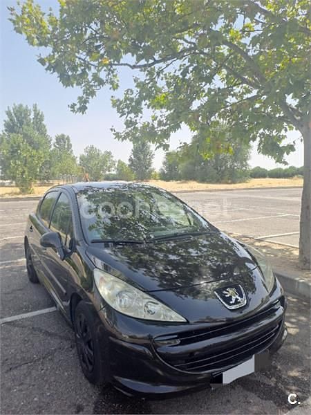 Negro Usado 2007 Peugeot 207 Berlina | 3000 € (Buen precio) - Imagen 1/4