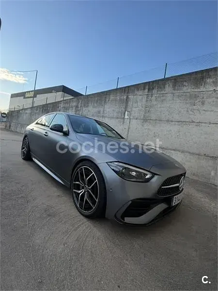 Usado Mercedes C300 258 CV (189 kW) 2023 Gris / plata Berlina