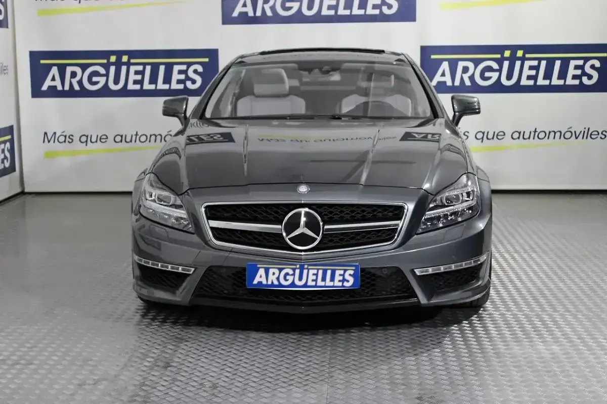Usado Mercedes CLS63 AMG AMG 557 CV (409 kW) 2012 Gris metalizado Coupe