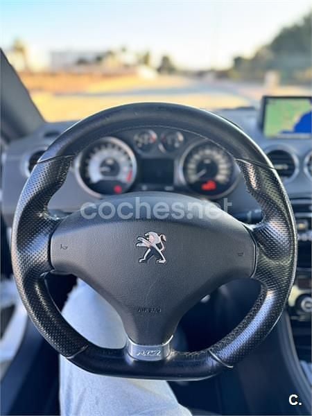 Usado Peugeot RCZ 156 CV (114 kW) 2015 Blanco Coupe