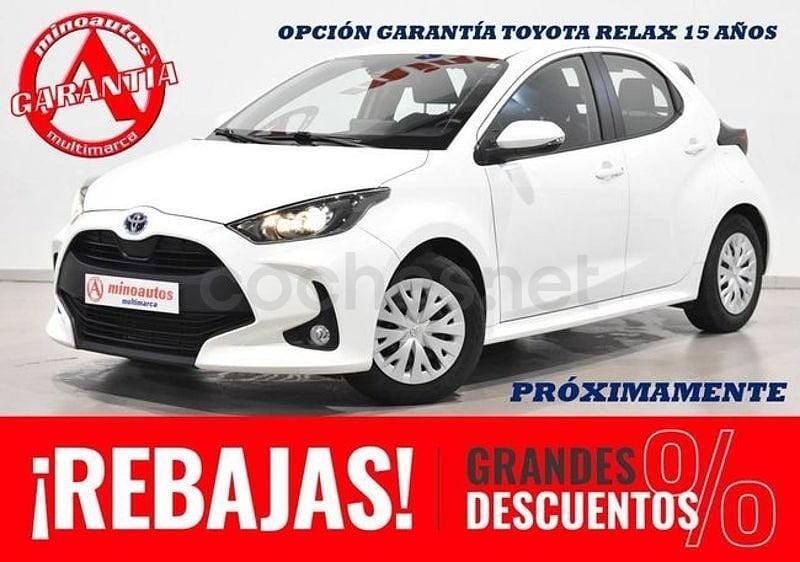 Usado Toyota Yaris Hybrid Business Edition 116 CV (85 kW) 2021 Blanco Utilitario