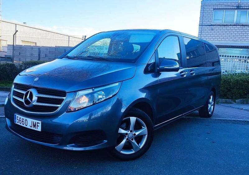 Usado Mercedes V220 163 CV (119 kW) 2016 Gris Monovolumen