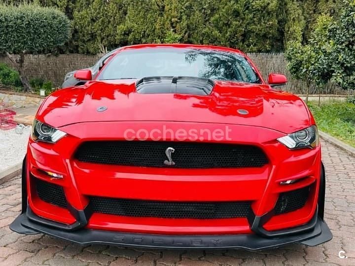 Usado Ford Mustang Fastback 314 CV (230 kW) 2019 Rojo Coupe