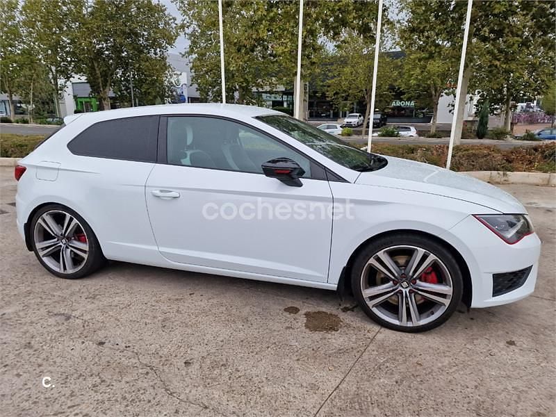 Usado Seat Leon CUPRA 280 CV (205 kW) 2014 Blanco Berlina