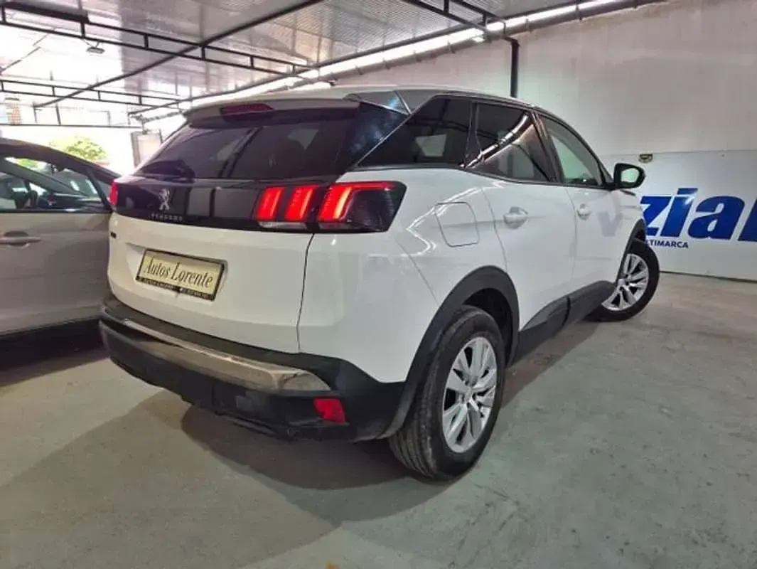 Usado Peugeot 3008 Active 131 CV (96 kW) 2020 Blanco SUV