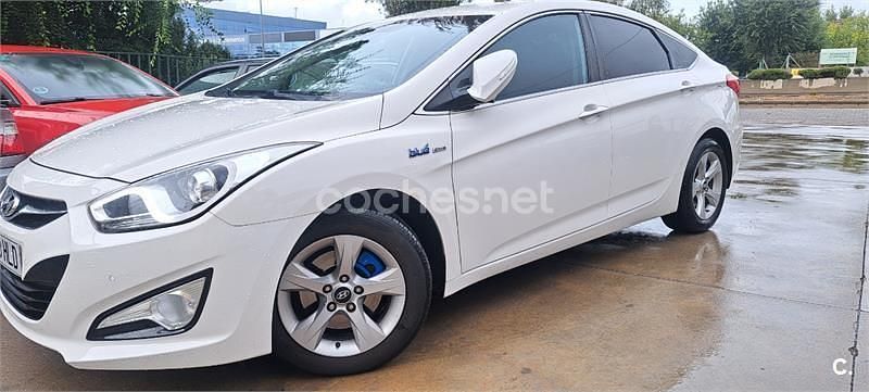 Blanco Usado 2012 Hyundai i40 Berlina | 6999 € (Precio justo) - Imagen 1/4