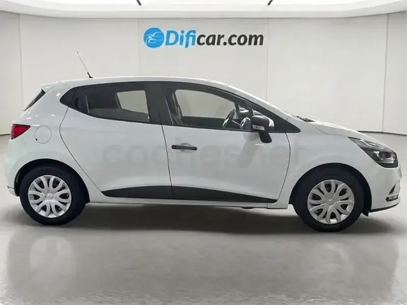 Usado Renault Clio IV Business 90 CV (66 kW) 2019 Blanco Berlina