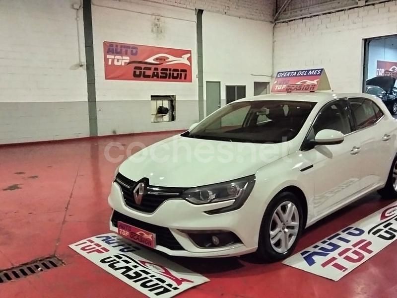 Blanco Usado 2019 Renault Mégane IV Business Berlina | 9999 € (Buen precio) - Imagen 1/4