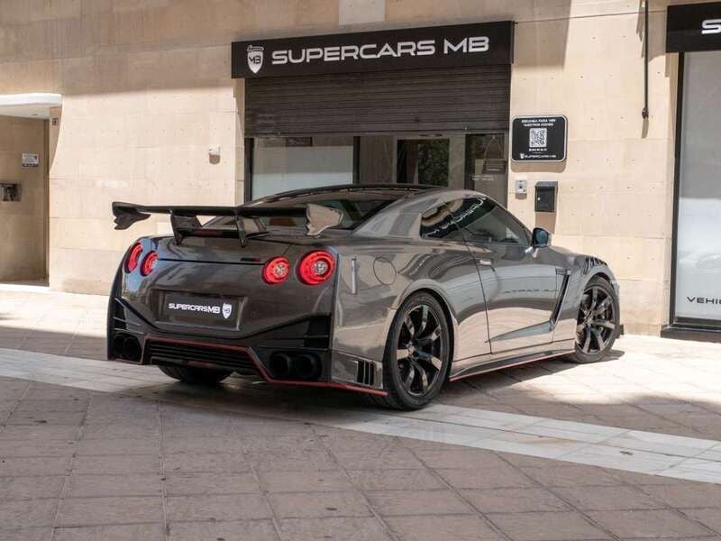 Usado Nissan GT-R Premium Edition 530 CV (389 kW) 2011 Gris Coupe