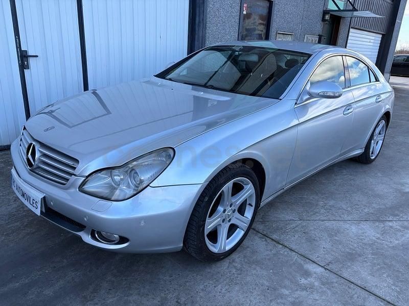 Käytetty Mercedes CLS500 306 HP (225 kW) 2005 Harmaa Sedan