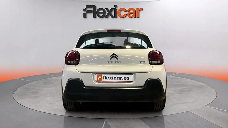 Usado Citroën C3 Feel 99 HP (72 kW) 2020 Branco Sedan