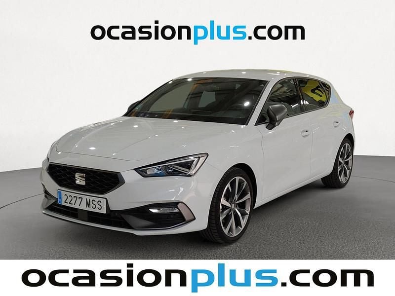 Blanco Usado 2024 Seat Leon FR Utilitario | 23.173 € (Buen precio) - Imagen 1/4